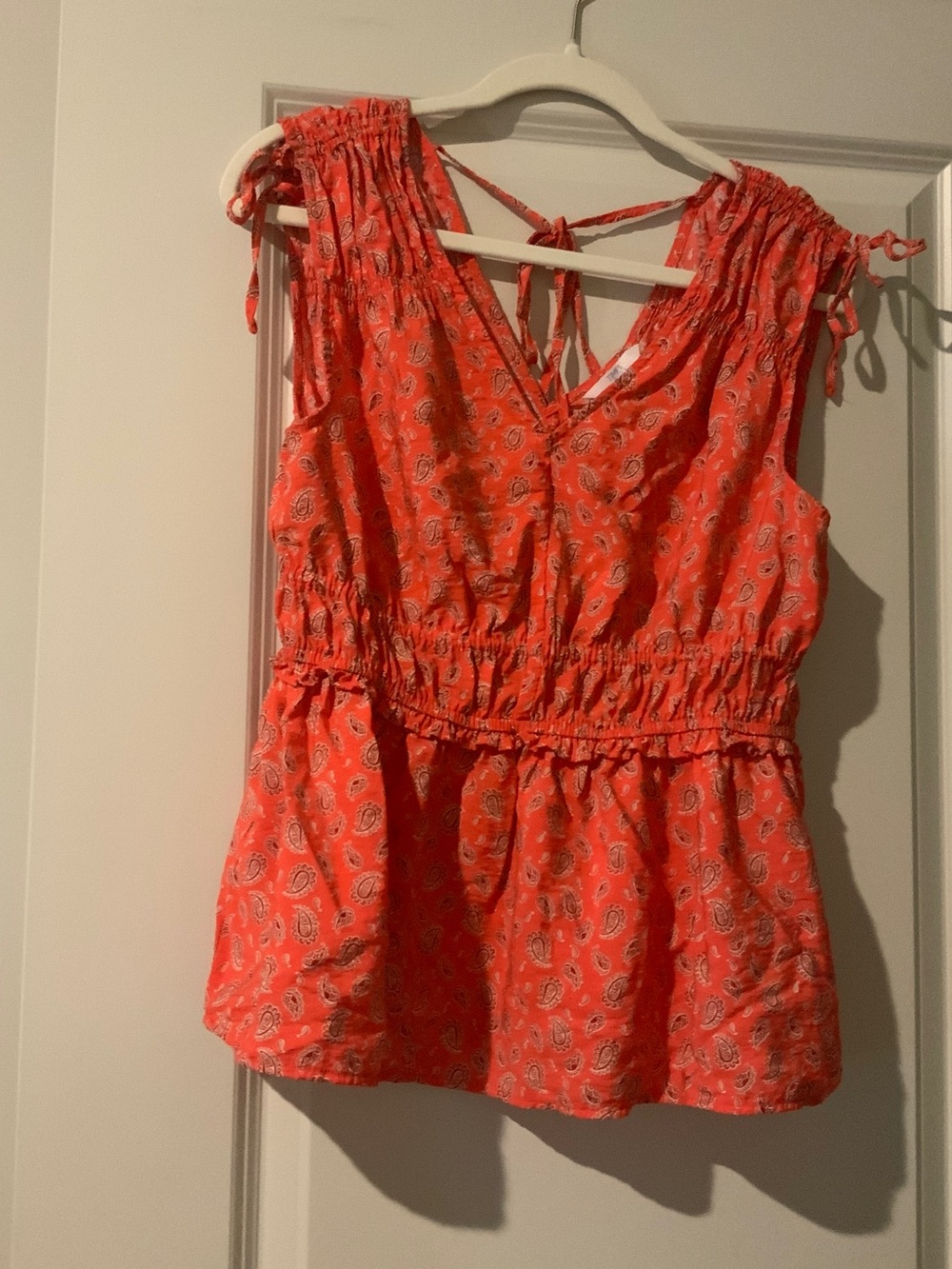 Time and Tru Coral Paisley V-Neck Smocked Waist Tank